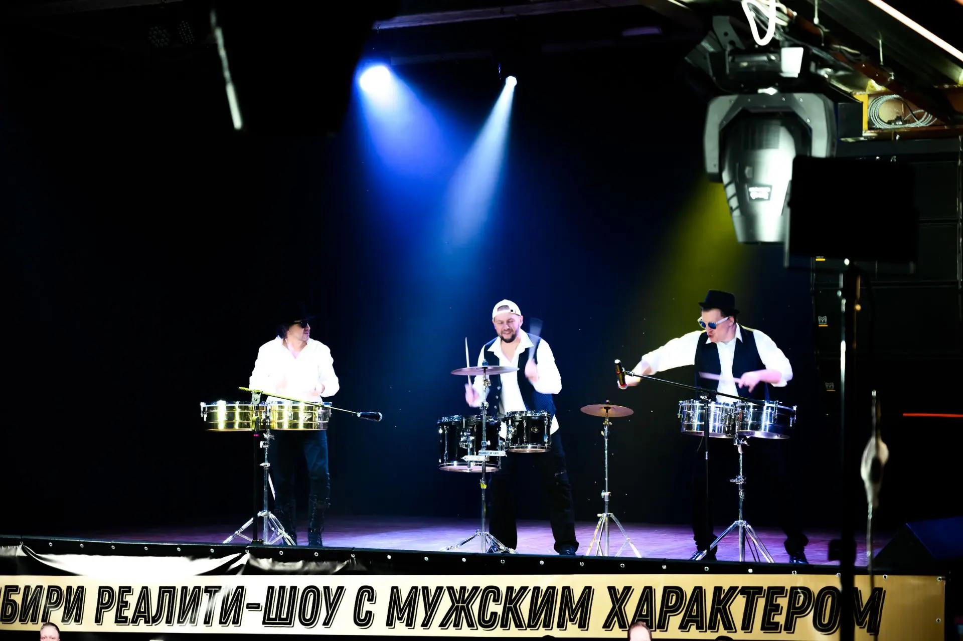 Выступление Drumashow под софитами